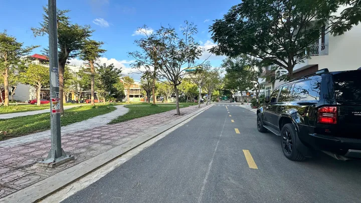 BÁN LÔ ĐẤT ĐẸP KĐT HÀ QUANG 2 GẦN SÔNG VÀ ĐỐI DIỆN CÔNG VIÊN giá 8.8 tỷ tại Đường Số 12 Phường Phước Hải Thành phố Nha Trang Khánh Hòa