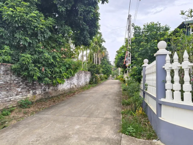 CHÍNH CHỦ CẦN BÁN ĐẤT NỀN LÀM NHÀ VƯỜN TẠI MINH QUANG - BA VÌ