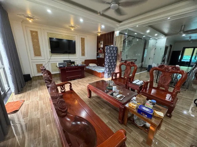Bán Nhà riêng 120m2 có sẵn 120 m2 thổ cư giá 15 tỷ tại Đường Hữu Nghị Xã Phù Chẩn Thị xã Từ Sơn Bắc Ninh