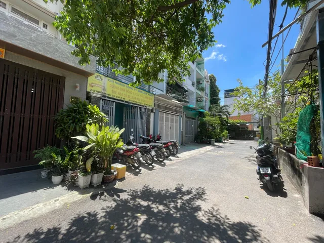 🌼E Kiên nhà phố  giá tốt ở HCM Bán Nhà riêng 80m2 có sẵn 80 m2 thổ cư giá 9.4 tỷ tại - Chọn - Phường 9 Quận Gò Vấp TP. Hồ Chí Minh