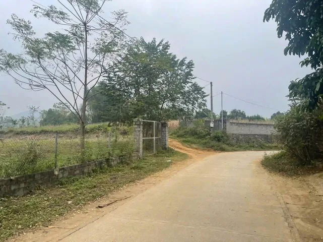 Bán Đất 2569m2 có sẵn 400 m2 thổ cư giá 5.5 tỷ tại - Chọn - Xã Hòa Bình Thành phố Hòa Bình Hòa Bình