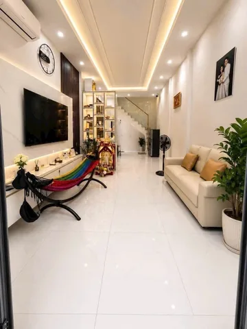 5 tỷ 6, Lâm văn bền, 3 tầng sân thượng sẵn gắng thang máy