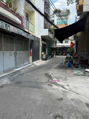 NGAY BẢY HIỀN, LẠC LONG QUÂN - HẺM NHỰA,  XE HƠI THÔNG - GẦN 70M2, NGANG HƠN 4M, 2 TẦNG - HƠN 8T