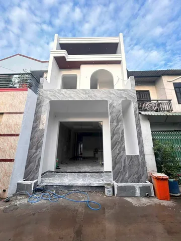 Chính chủ bán gấn nhà 1 trệt 2 lầu , Đường Bình chuẩn , Thuận An , Bình Dương