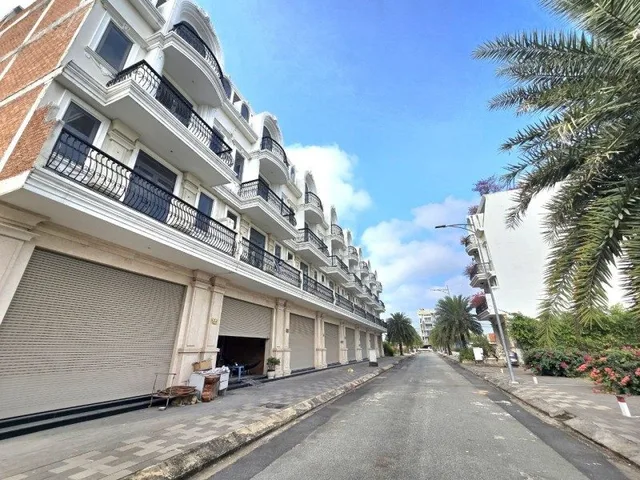 🏡🔥 ĐẤT BIỆT THỰ TRƯỜNG THẠNH – KHU ĐỒNG BỘ HẺM 9M NGUYỄN XIỂN – 284M² NGANG 11M – GẦN SÔNG – 24,1 TỶ 🔥