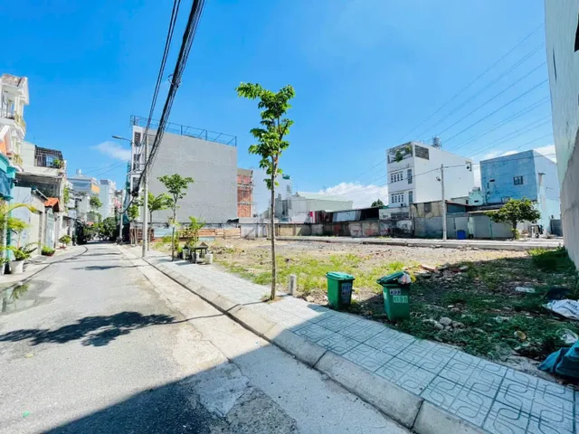 Bán Đất 50m2 có sẵn 50 m2 thổ cư giá 4 tỷ tại hẻm 403 Đường Trần Thị Năm Phường Tân Chánh Hiệp Quận 12 TP. Hồ Chí Minh