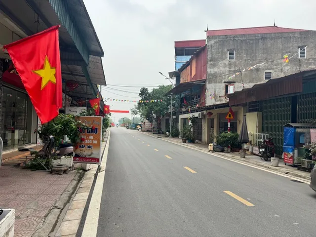 Bán Nhà riêng lô góc 2 mặt tiềnsẵn nhà 2 tầng vì ngăn lại là ở ngay dt 59 m2 thổ cư giá 1.85 tỷ tại  - Phường Đồng Kỵ Thị xã Từ Sơn Bắc Ninh