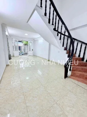 Mua là lời, chủ ngộp giảm gần bằng giá thẩm định; hẻm xe tải; ngang 6m nở hậu; ngay Nam Long Trần Trọng Cung