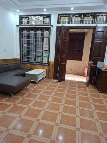 Thuê nhà ngõ 68 đường Cầu Giấy 40m x 4T (4 ngủ) giá 13 triệu