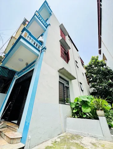 TRUNG TÂM LONG BIÊN - 1 NHÀ RA MẶT PHỐ CHU HUY MÂN - NGÕ RỘNG THOÁNG - TIỆN ÍCH BẠT NGÀN
