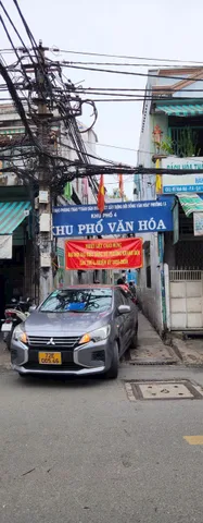 Bán Nhà Mặt Tiền 241 Tôn Đản, P15, Q4