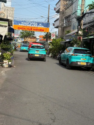 NHỈNH 3,1 TY, NHÀ 3 TẦNG, 5 PHÒNG NGỦ, ĐỐI DIỆN BẾN XE MIỀN TÂY, GIÁP Q.SÁU, NGAYY AEON MALL TÊN L.Ư.Ả,