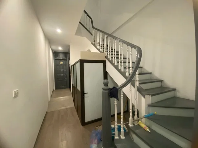 Bán Nhà Giảng Võ. Đống Đa. 7 Tầng Thang Máy. Ô Tô. DT 79m2. MT 3m. Giá 29.3 Tỷ.
