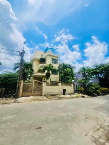 BÁN BIỆT THỰ SÂN VƯỜN 4 TẦNG - 330M2 (10x33) - NGAY CAO TỐC - GIÁ 16.15 Tỷ (35.811)