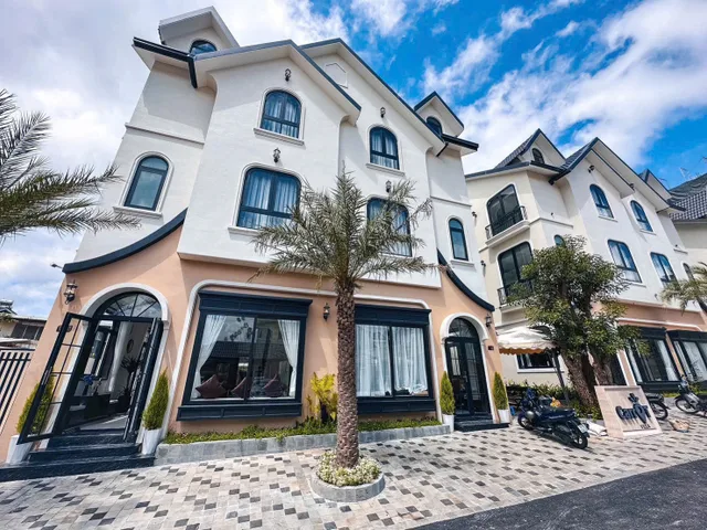 Bán Nhà riêng 254m2 có sẵn 254 m2 thổ cư giá 18 tỷ tại Đường An Bình Phường 3 Thành phố Đà Lạt Lâm Đồng