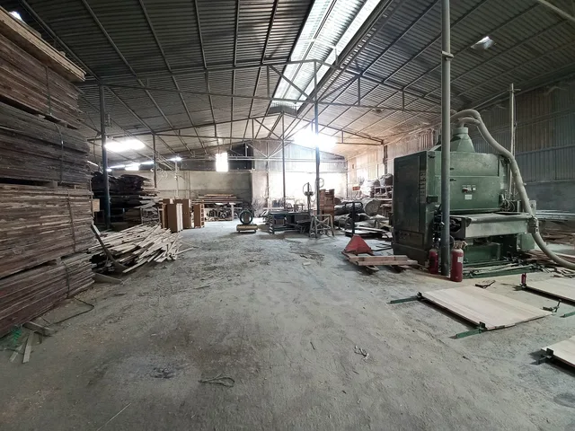 1000m2 CHO THUÊ RẺ KHO, NHÀ XƯỞNG P.HỐ NAI, TP ĐỒNG NAI CÓ SẴN MÁY MÓC CNC VÀ MỘC