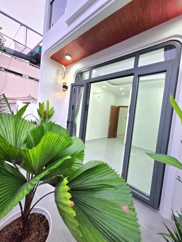 GIÁP TÂN PHÚ - GẦN CÔNG VIÊN KÊNH NƯỚC ĐEN - NGUYỄN SƠN - LÊ THÚC HOẠCH - HẺM XE HƠI - SÁT MẶT TIỀN -