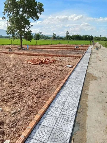 CHỦ CẦN TIỀN BÁN LÔ BIỆT THƯ NHÀ VƯƠN 210M2 NGANG 10M VIEW ĐỒNG GIÁ CHỈ 450 TRIỆU.