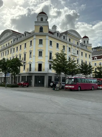 Bán căn góc Shophouse Châu âu vị trí đẹp gần bãi tắm công viên hạ long park