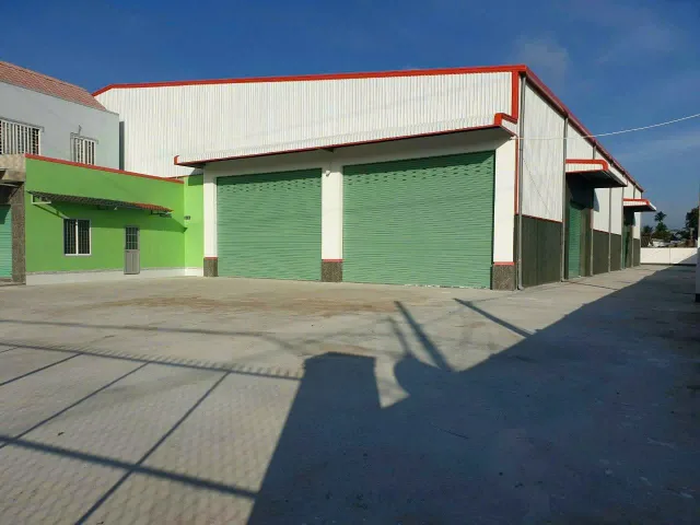 BÁN KHO, NHÀ XƯỞNG , TỔNG DT : 2.600M2( CÓ 1.600 m2 THỔ CƯ ), CÓ SẲN KHO MỚI XÂY 1.600m², GIÁ 27 TỶ, MẶT TIỀN QL1A GẦN NGÃ 4 LƯƠNG PHÚ, XÃ THÂN CỬU NGHĨA, HUYỆN CHÂU THÀNH, TỈNH TIỀN GIANG.