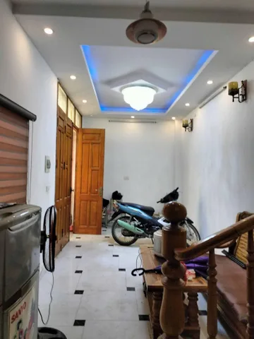 Cho thuê nhà ngõ 3 Lê Trọng Tấn,  Hà Đông 32m x 4T (3 ngủ) giá 10 triệu