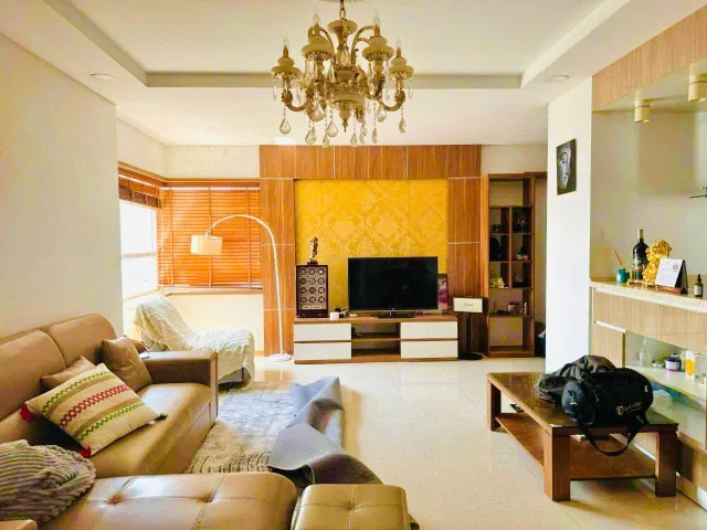 Bán Căn Góc Golden Palace Mễ Trì - 114m2 (3PN) - Tầng Cao, Có Slot Ô Tô, Dòng Tiền 22Tr/Tháng