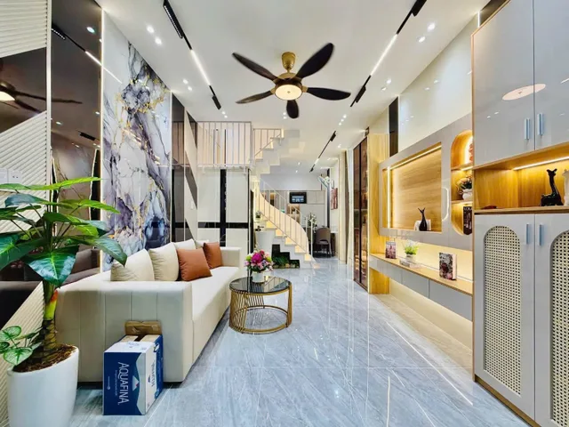 KẾ QUANG TRUNG GÒ VẤP GẦN CÔNG VIÊN LÀNG HOA FULL NỘI THẤT CAO CẤP 4,5 TỶ
