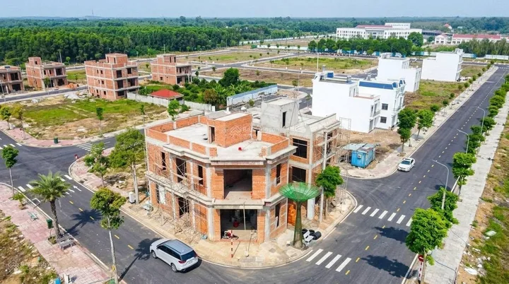 Bán suất đẹp KĐT Bắc Sài Gòn giá 1 tỷ 139 triệu khu nhà hàng, hồ bơi, đón sóng cao tốc TP. HCM