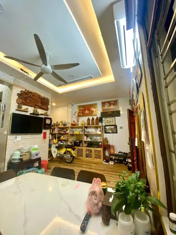 Cho thuê nhà CÓ THANG MÁY Trần Xuân Soạn, Hai Bà Trưng 42m*6 tầng (5 ngủ) giá 23tr