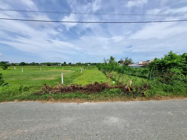 (S355) Đất 1/ Trương Thị Kiện, xã Thái Mỹ, dt 186m2, giá 1 tỷ 500