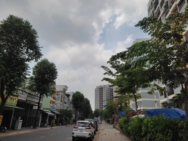 Mặt tiền KD/CHDV - Dòng tiền ổn định ~5 phút Metro - Ngang bề thế, dễ nhận diện, dễ thiết kế - Đường 13m vỉa hè, điện âm - 105m2 (5x21)
