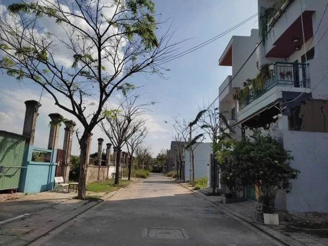 Gần Vinhomes - KDC hiện hữu, xây 4 tầng tự do, đường thông 9m vỉa hè, không ngập, view sông ~19 phút Metro, Q2~14 phút Metro - Hạ tầng đang hoàn thiện
