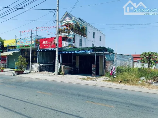 Bán Đất 222m2 có sẵn 197 m2 thổ cư tại Đường Phạm Thị Lòng (đường 458 hoặc đường Hugo) Xã Trung An Huyện Củ Chi TP. Hồ Chí Minh