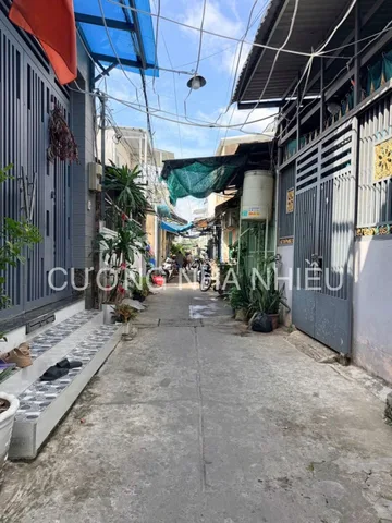 Nhà cũ ngay Him Lam; cách hẻm xe tải 35m; 81m2 ngang 4m vuông vức