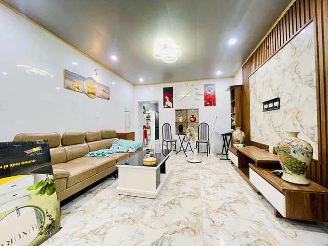 Chỉ 2 tỷ 7 sở hữu nhà trung tâm Hải Phòng, phố Hai Bà Trưng 55m 2 tầng oto cách nhà 19m