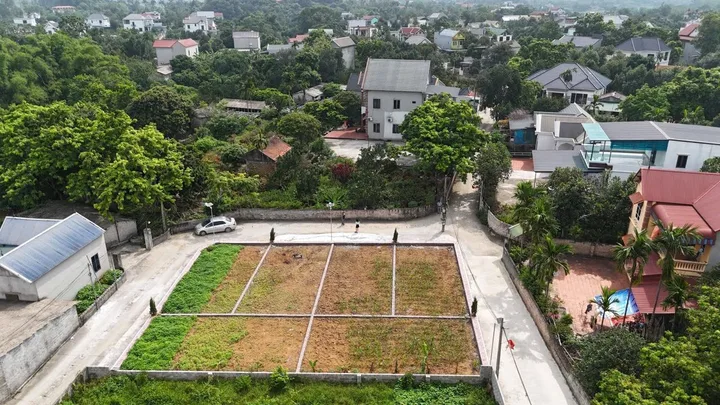 Bán Đất 90m2 có sẵn 90 m2 thổ cư giá 2.3 tỷ tại Đường Quốc Lộ 6 Xã Tân Tiến Huyện Chương Mỹ Hà Nội