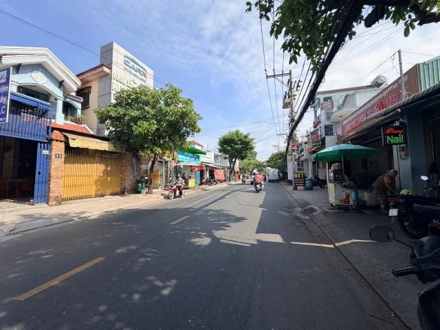 BÁN NHÀ MẶT TIỀN ĐƯỜNG SỐ 11, PHƯỜNG LINH XUÂN - 550m2 - GIÁ 33 TỶ TL