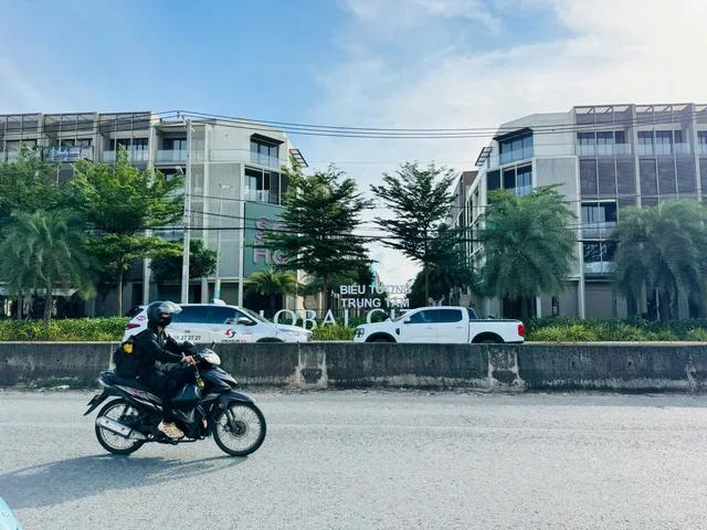 Bán đất biệt thự_kdc hoàng anh minh tuấn_phước long b_quận 9_ngang 10m_đối diện công viên_gần the gloabal City