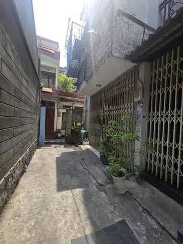 36m2 xây 5 tầng, chỉ 6.8ty. Ngay Tô Hiến Thành - Thành Thái Trung Tâm Q10
Gần Đại Học Bách Khoa - Lý Thường Kiệt 
+ Nhà 5PN 4WC xây chắc chắn
+ Vị trí đẹp hiếm có căn t2 dưới 7ty sẵn kết cấu nhà ở Q10
+ Sổ vuông hoàn công đầy đủ 
👉 LH: 0706.120.931 (