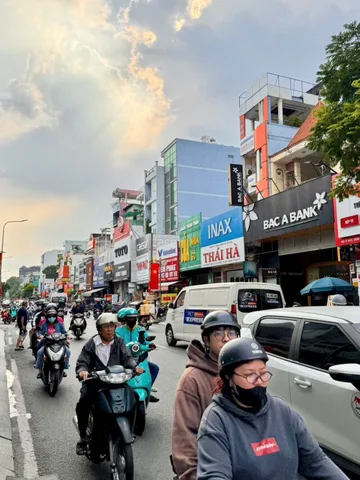 Bán Nhà Mặt Tiền 142 Tô Hiến Thành , P.15, Q.10