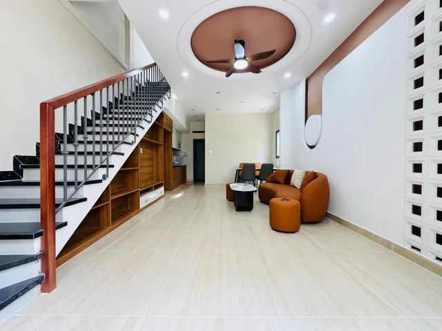 🚗🏡 TÂN BÌNH - GIÁP QUẬN 10 - LÔ GÓC – HẺM THÔNG – 42M2 - 3PN (NGANG 4.3M HIẾM)