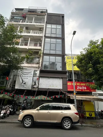 Bán Nhà Mặt Tiền 42 Trịnh Văn Cấn, Cầu Ông Lãnh, Quận 1
