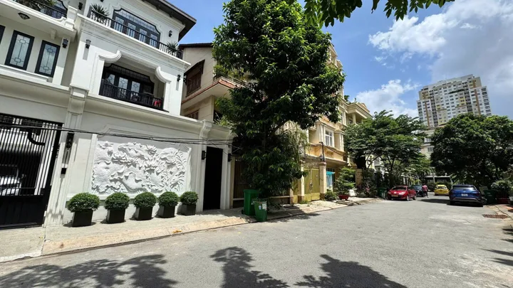 BDS  HVL Địa chỉ: 216/3/19 Nguyễn Văn Hưởng - P. Thảo Điền (nay là Phường An Khánh)