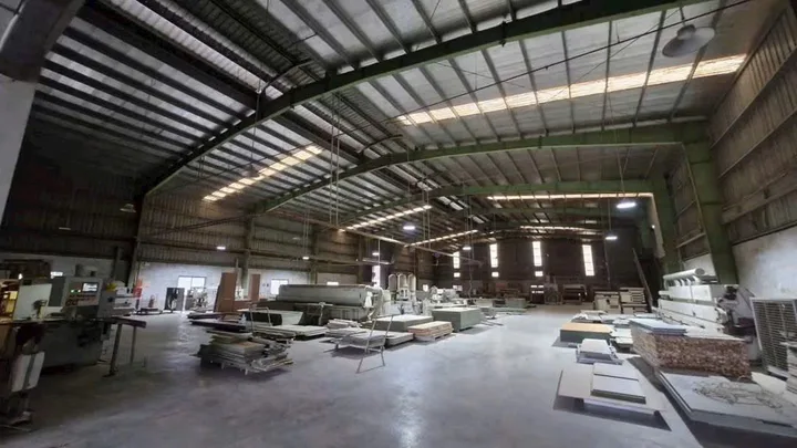 Cho thuê Kho, nhà xưởng 6000m2 giá 300 triệu tại Đường Quốc Lộ 32 Thị trấn Phúc Thọ Huyện Phúc Thọ Hà Nội