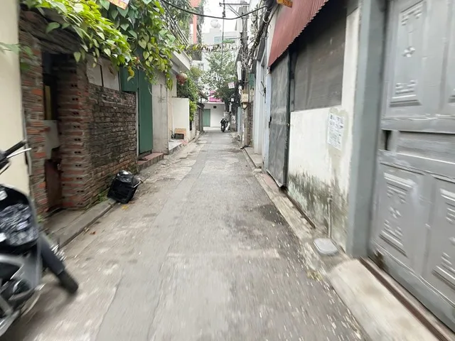 Cần bán 55,3m2 đất ngõ 249 Thạch Bàn Long Biên. Sát chợ và trường học các cấp