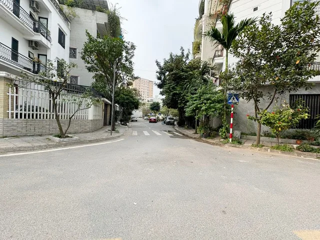 Bán 76,8m2 nhà 4,5 tầng khu Đấu Giá TT5C Việt Hưng - Ô Tô Tránh, Vỉa Hè, Cầu Giang Biên