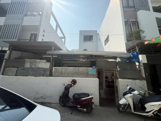 BÁN NHÀ CẤP 4 MẶT TIỀN 4B PHƯỜNG NAM NHA TRANG - NGANG HƠN 8M. DT 79.1m2. giá 8ty3