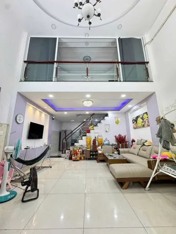 Bán nhà cách Đầm Sen 300m, ngang 5,2m, hẻm xe tải thông, Trịnh Đình Trọng, Tân Phú - dt 59m²