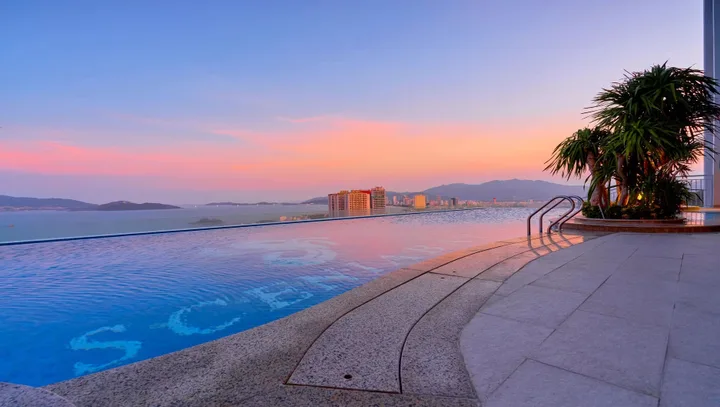 Bán gấp căn hộ 2PN 82m2 Scenia Bay Nha Trang sẵn dòng tiền, giá quá tốt chỉ 6,2 tỷ