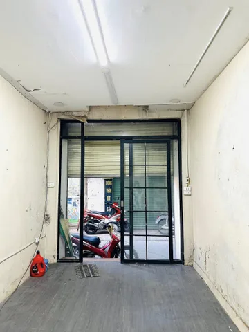 KHÂM THIÊN – ĐỐNG ĐA – 25M² × 3,5 TẦNG – 2PN – 2WC – NHÀ TRỐNG – Ô TÔ ĐỖ CỬA – GIÁ 9 TRIỆU/THÁNG